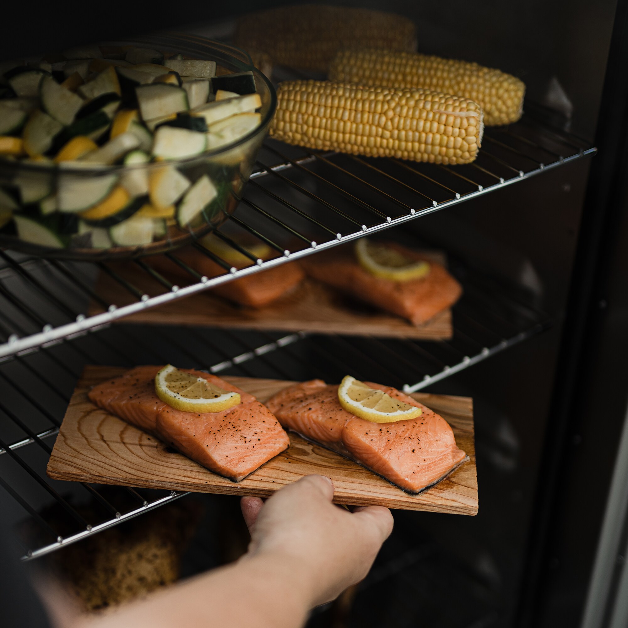 Masterbuilt 730-Sq. Inches Black Gas Smoker