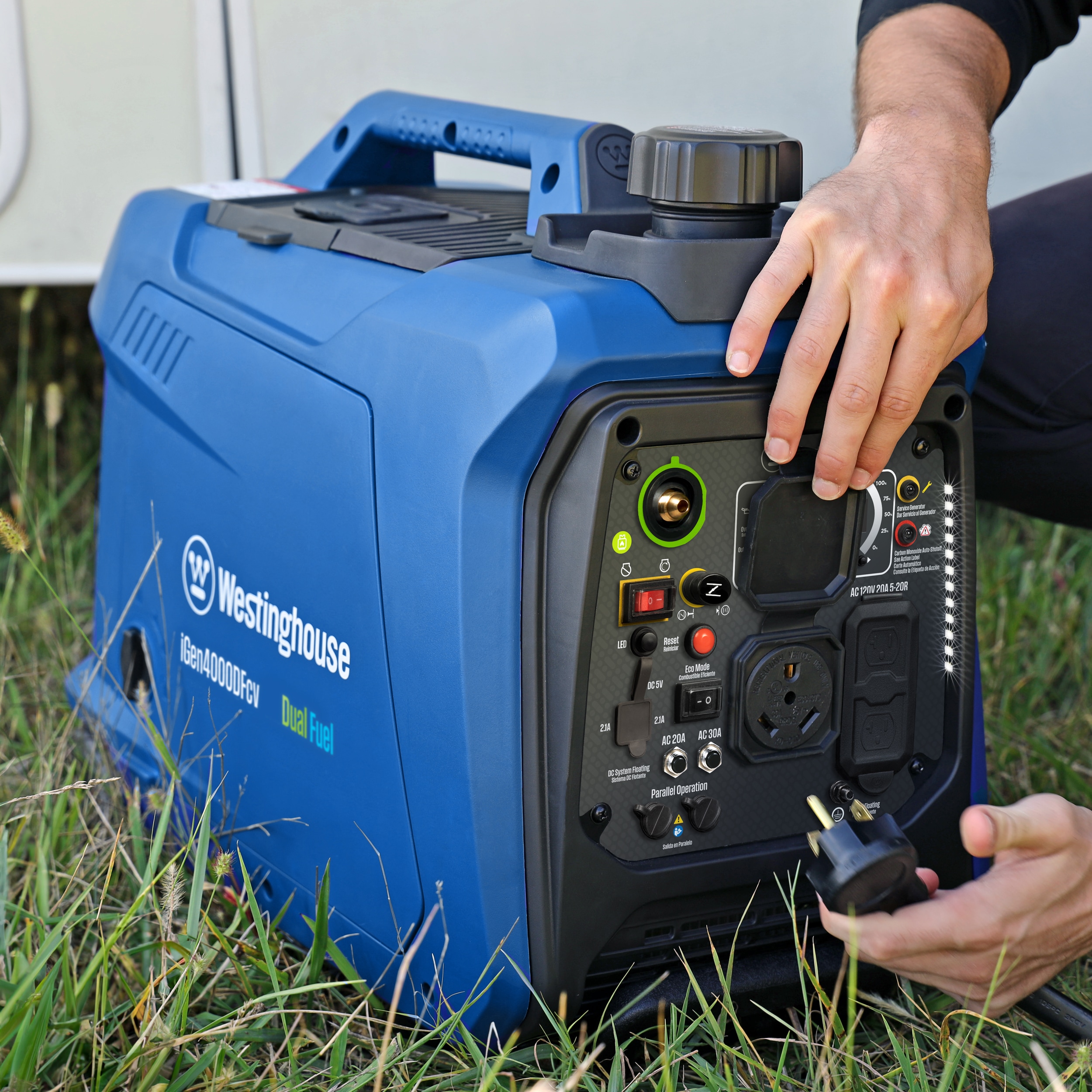 Westinghouse iGen4000DFcv Recoil Start 4000 -Watt Dual Fuel (Gasoline/Propane) Inverter Generator