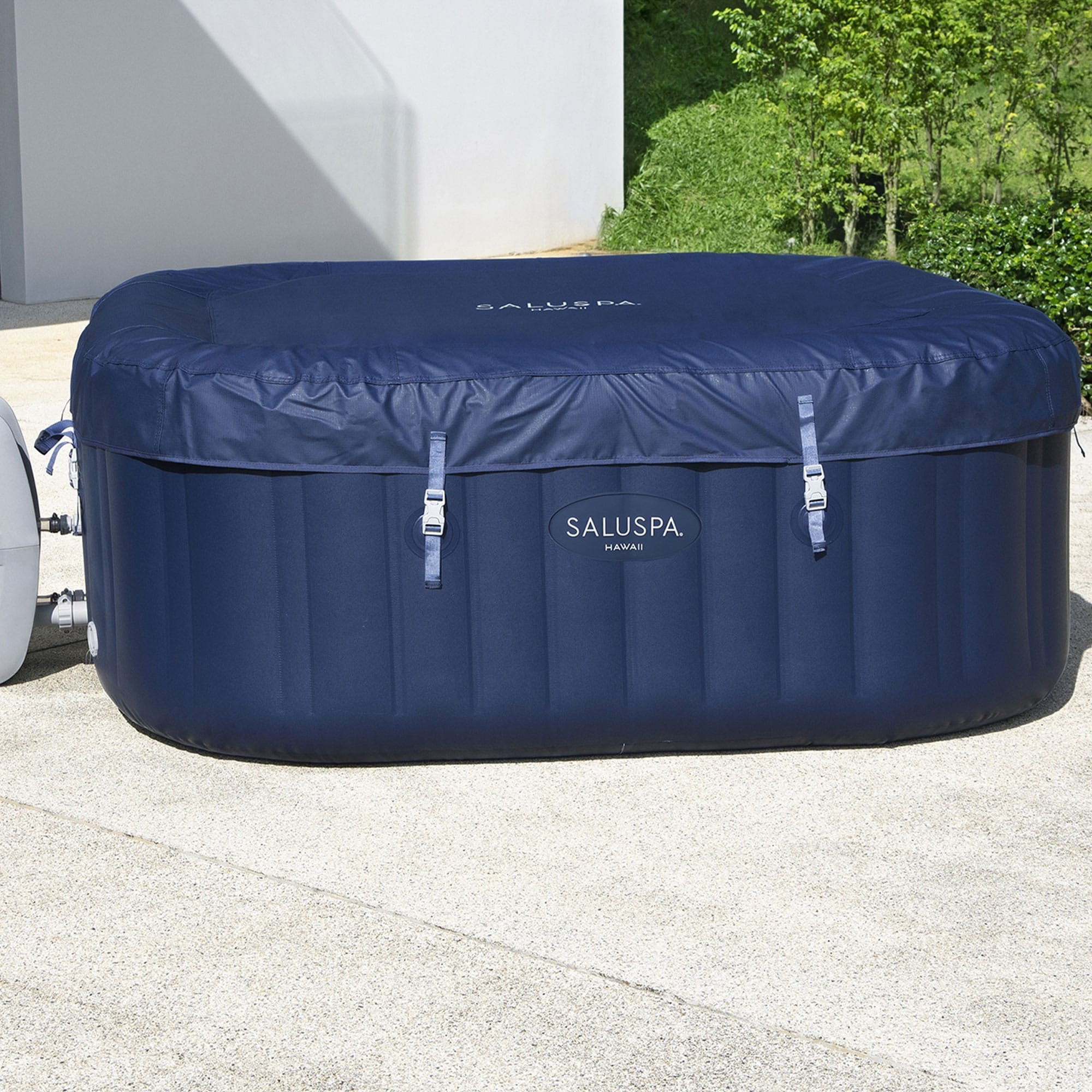 Bestway SaluSpa 140 Jet 6 -Person Inflatable Square Hot Tub (Cover Included)