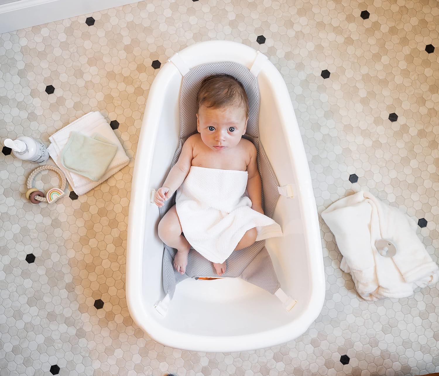 Regalo Baby Basics 3-in-1 Grow with Me Bath Tub, Award Winning Brand, Adjustable As Your Baby Grows, White