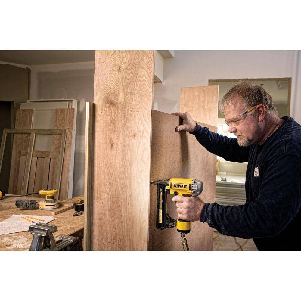 DEWALT Pneumatic 18-Gauge 1/4 in. Crown Corded Stapler DWFP1838
