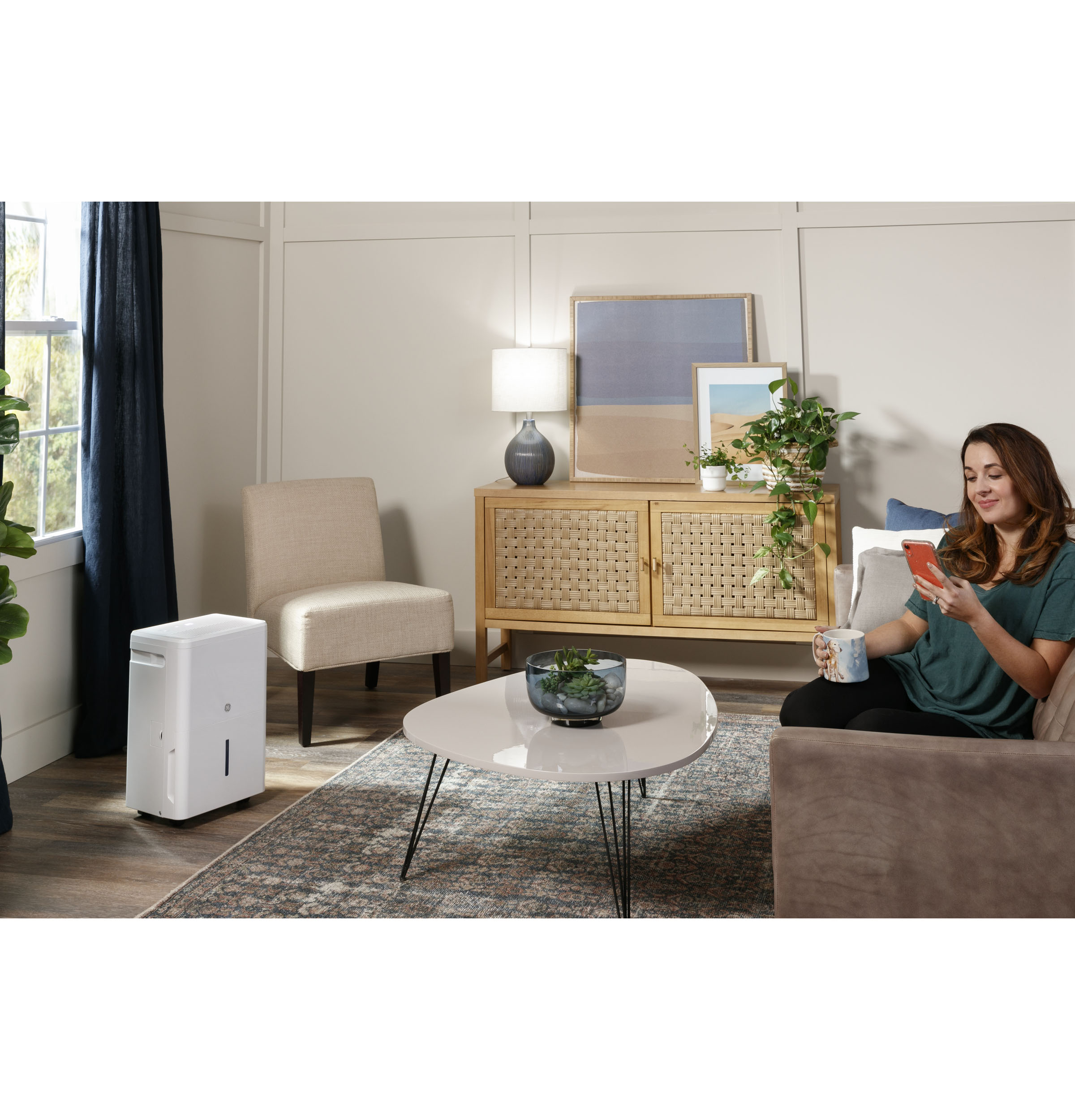 GE 9.5-Gallon 35 -Pint 3 -Speed ENERGY STAR Certified (For Rooms 1501 - 3000 Square Feet) White