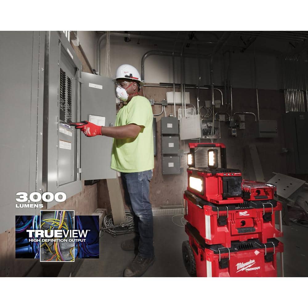 Milwaukee M18 18-Volt Lithium-Ion Cordless PACKOUT 3000 Lumens LED Light with Built-In Charger 2357-20