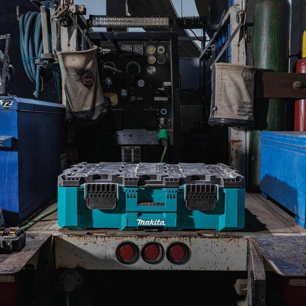 Makita MAKTRAK Large Tool Box T-90015
