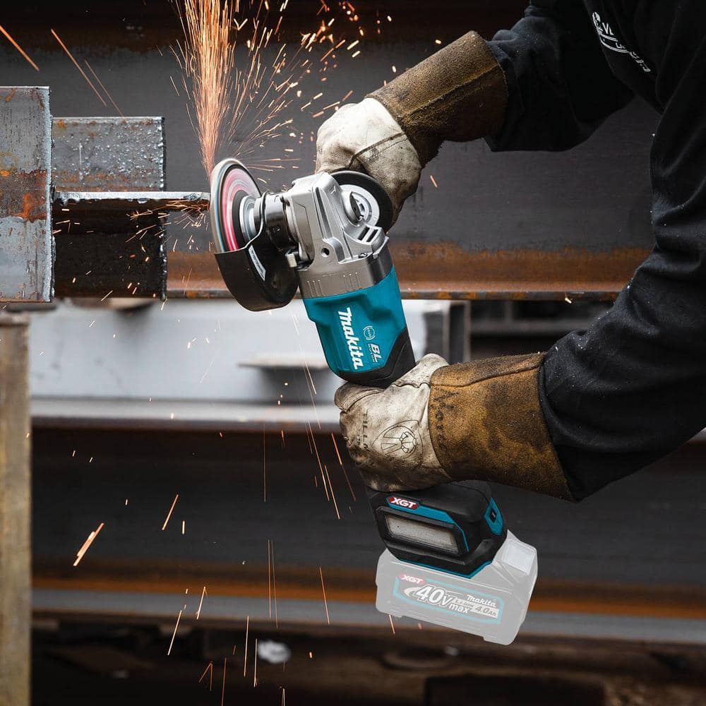 Makita 40V Max XGT Brushless Cordless 4-1/2/5 in. Paddle Switch Angle Grinder with Electric Brake, AWS Capable (Tool Only) GAG06Z