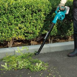 Makita 152 MPH 113 CFM LXT 18V Lithium-Ion Cordless Floor Leaf Blower (Tool-only) XBU06Z