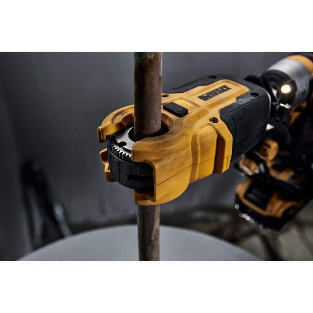 DEWALT IMPACT CONNECT Copper Pipe Cutter Attachment DWACPRIR
