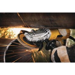 DEWALT 9 Amp Corded 4.5 in - 5 in. Flathead Small Angle Grinder DWE4120FN