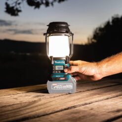 Makita 40V max XGT Cordless Lantern with Radio, Tool Only GRM04