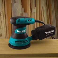 Makita 3 Amp 5 in. Corded Random Orbital Sander with Variable Speed Tool Case BO5031K