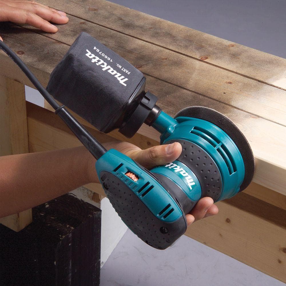 Makita 3 Amp 5 in. Corded Random Orbital Sander with Variable Speed Tool Case BO5031K