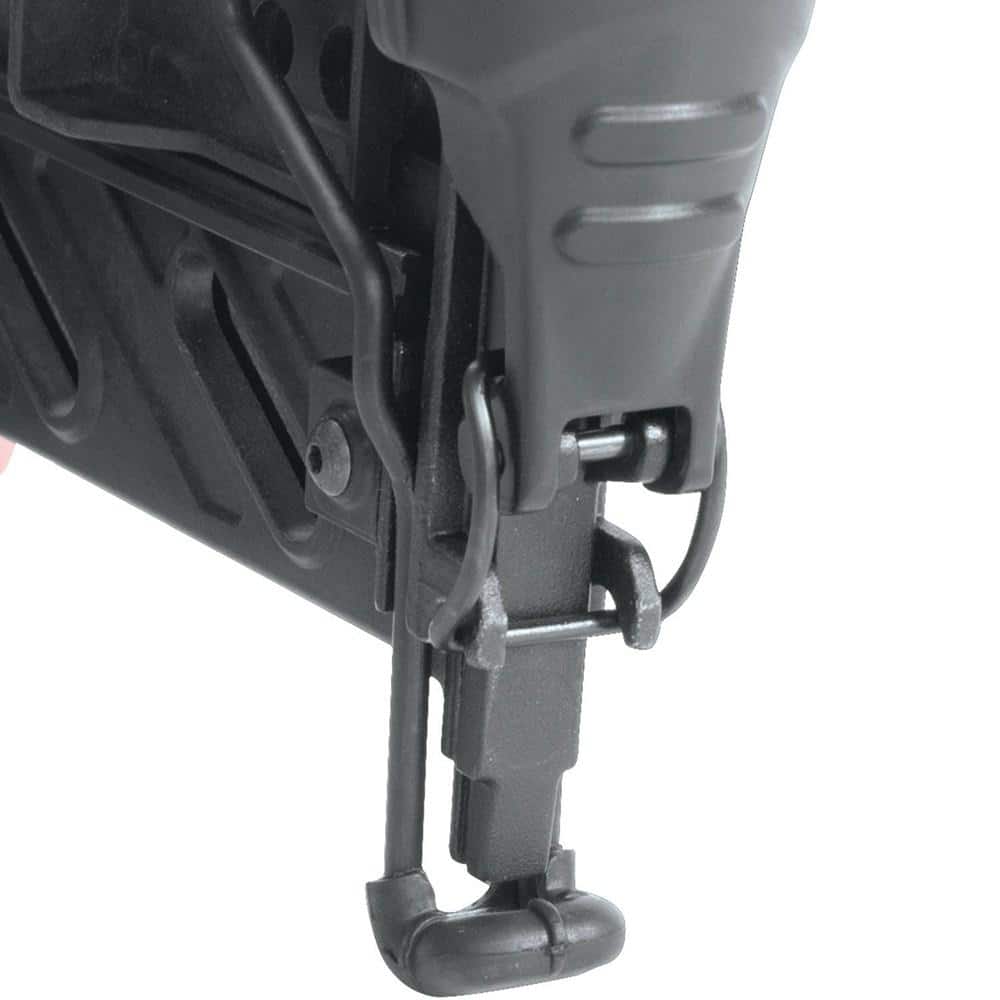 Makita Pneumatic 16-Gauge, 2-1/2 in. Straight Finish Nailer AF601
