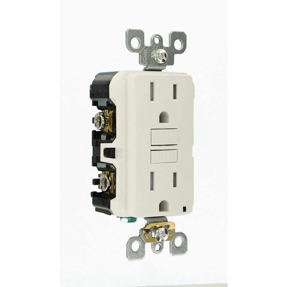 Leviton 15 Amp 125-Volt Duplex SmarTest Self-Test SmartlockPro Tamper Resistant GFCI Outlet, White (4-Pack) M42-GFTR1-04W