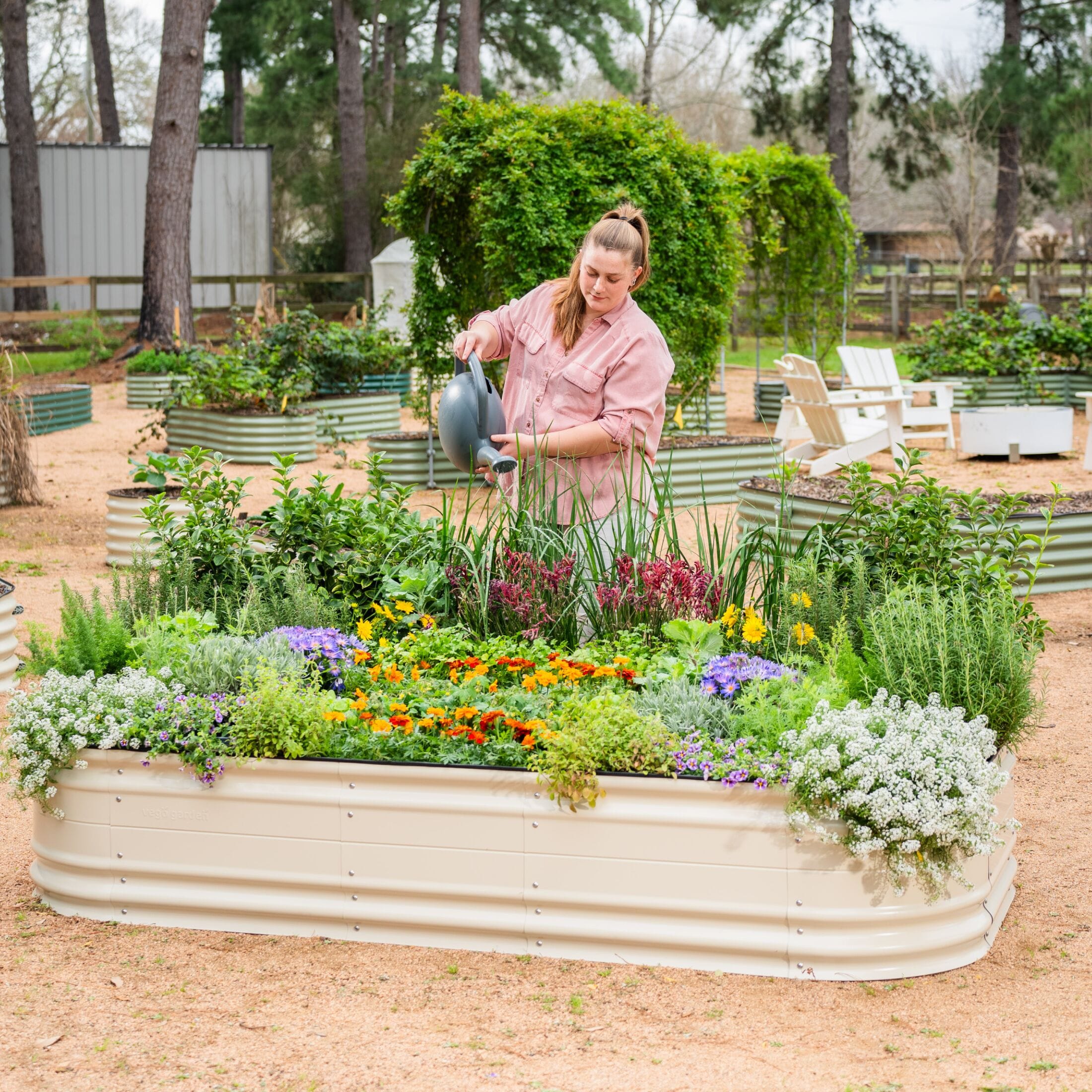 Vego Garden 45-cu ft 48-in W x 96-in L x 17-in H Pearl White Galvanized Metal Raised Garden Bed