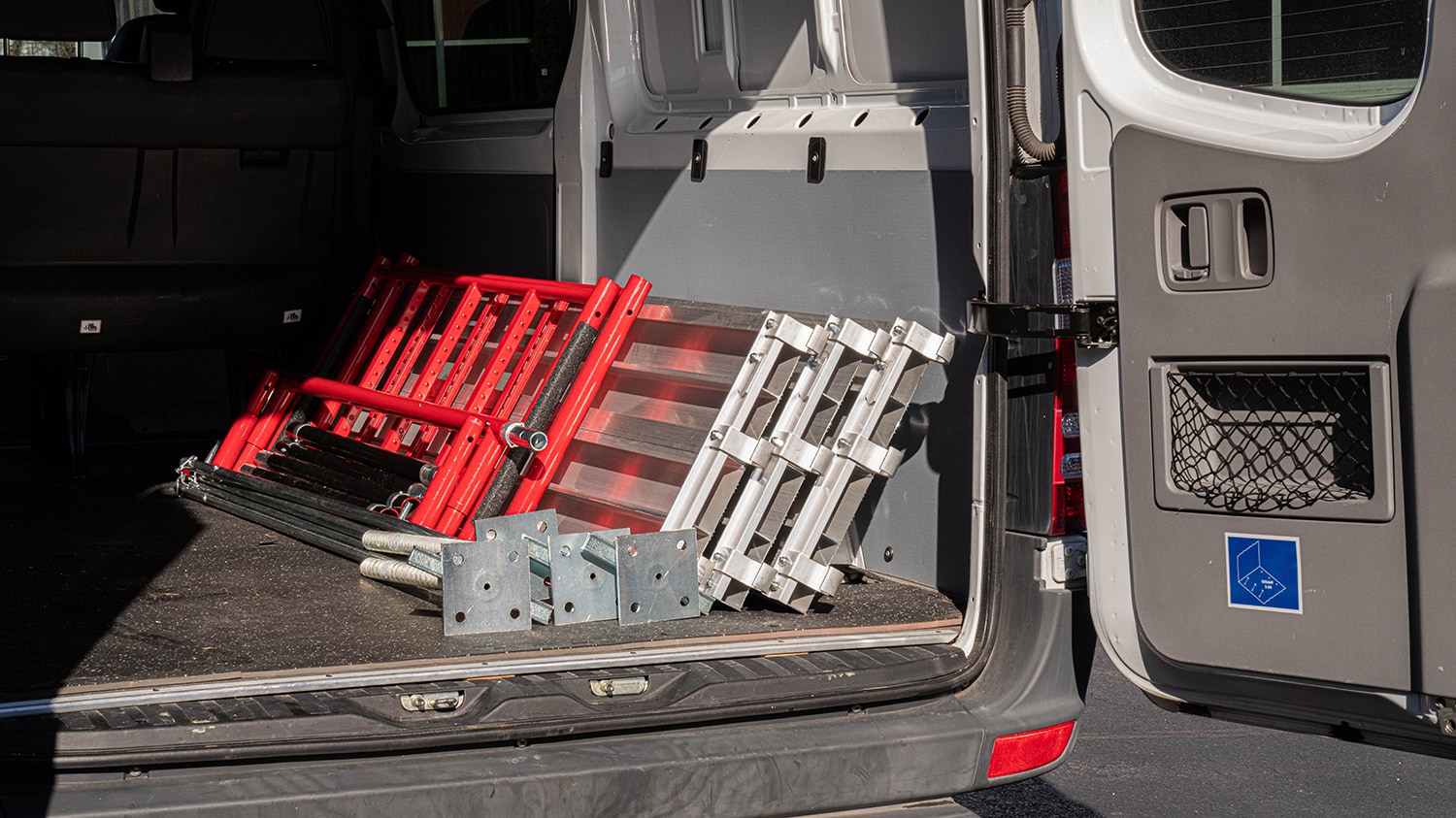 Build Frames Exterior/Interior B-Size Masonry Frames SCAFFLEX Steel 5-ft H x 1.57-ft L 2700-lb Capacity Scaffold frame