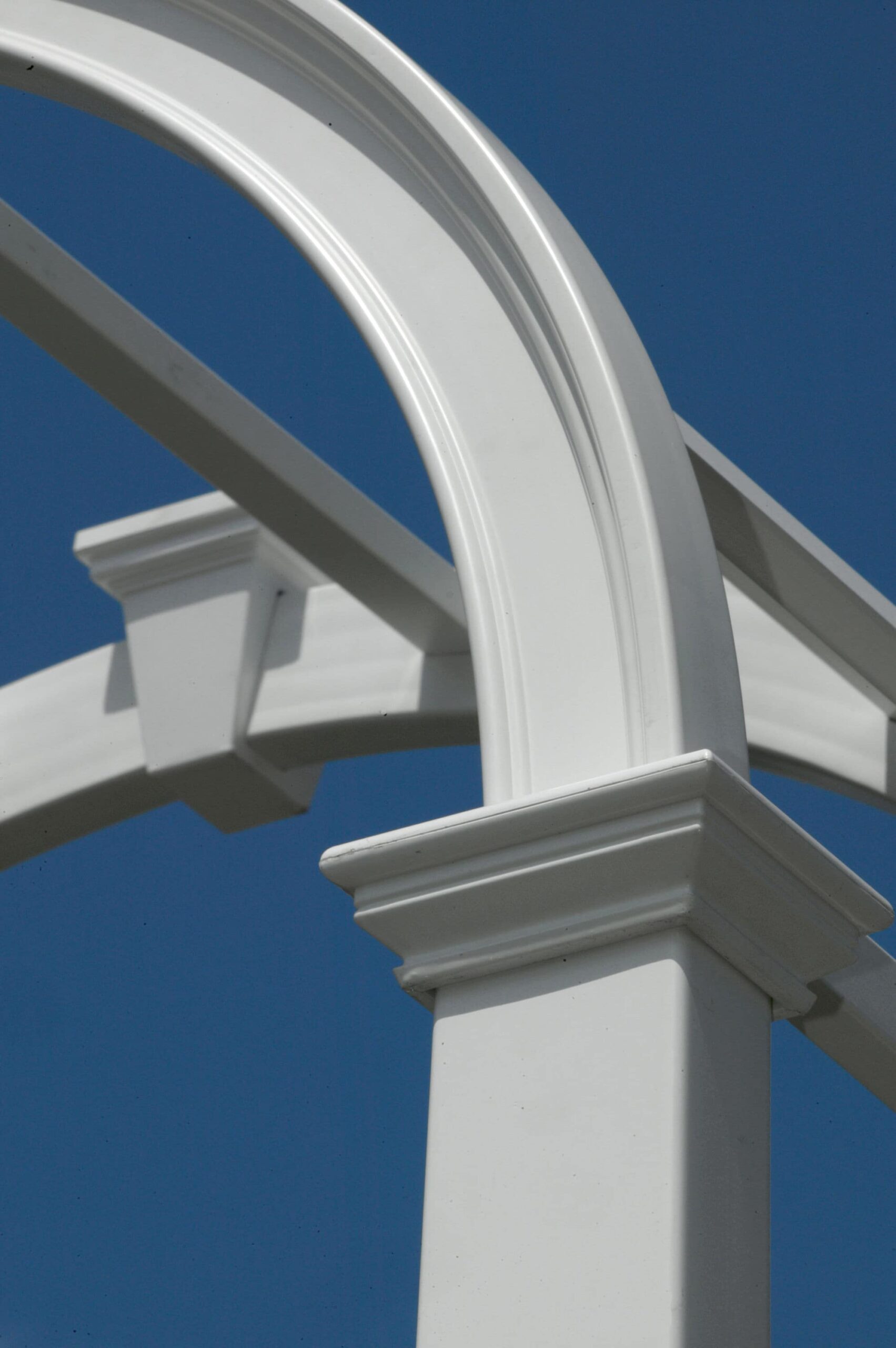 Vita Classic 4.08-ft W x 7.63-ft H Arched White PVC Garden Arbor