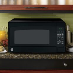 GE 2.0-cu ft Large (Greater than 1.5-cu ft) 1200 -Watt Sensor Cooking Controls Countertop Microwave ( Black )