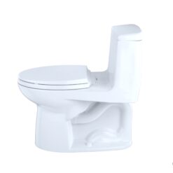 TOTO Ultramax Cotton White Elongated Chair height Soft Close 1-piece Toilet 12-in Rough-In 1.6 GPF