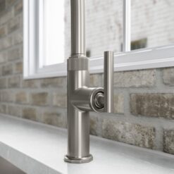 KOHLER Lathe Vibrant Stainless Single Handle Deck-mount Pull-down Kitchen Faucet with Sprayer ( Deck Plate Included )