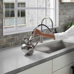 KOHLER Lathe Vibrant Stainless Single Handle Deck-mount Pull-down Kitchen Faucet with Sprayer ( Deck Plate Included )