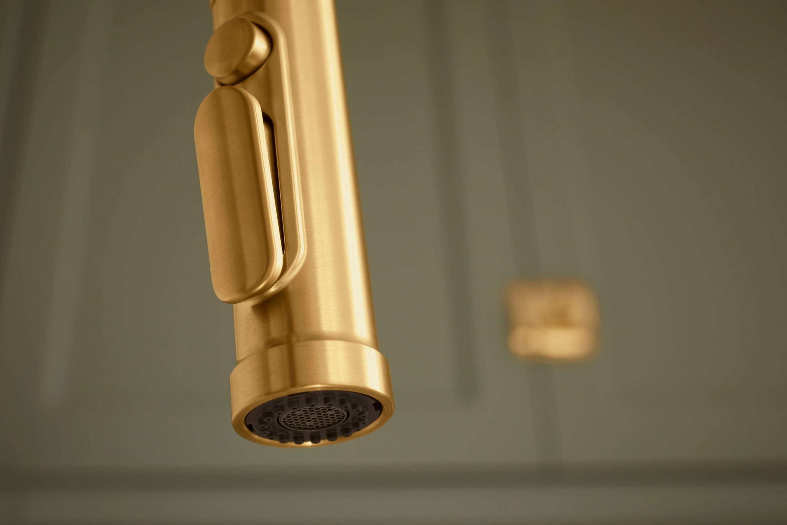 KOHLER Edalyn by Studio McGee Vibrant Stainless Single Handle Deck-mount Pull-down Kitchen Faucet with Sprayer