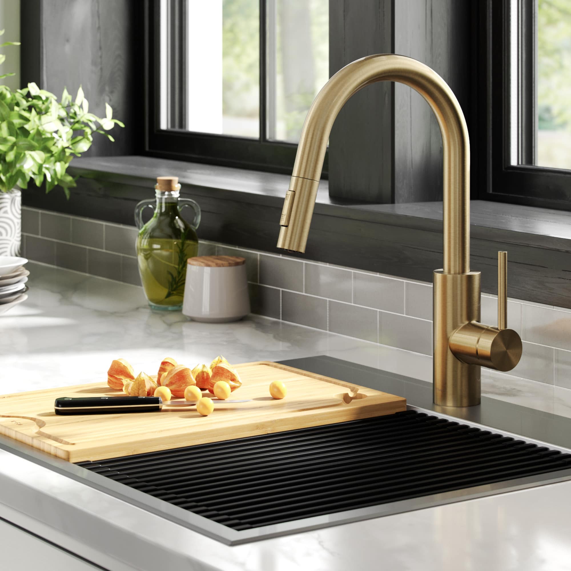 Kraus Oletto Spot Free Antique Champagne Bronze Single Handle Deck-mount Pull-down Kitchen Faucet with Sprayer ( Deck Plate Included )