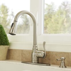 Moen Anabelle Spot Resist Stainless Single Handle Deck-mount Pull-down Kitchen Faucet with Sprayer ( Deck Plate Included ) (Soap Dispenser Included)