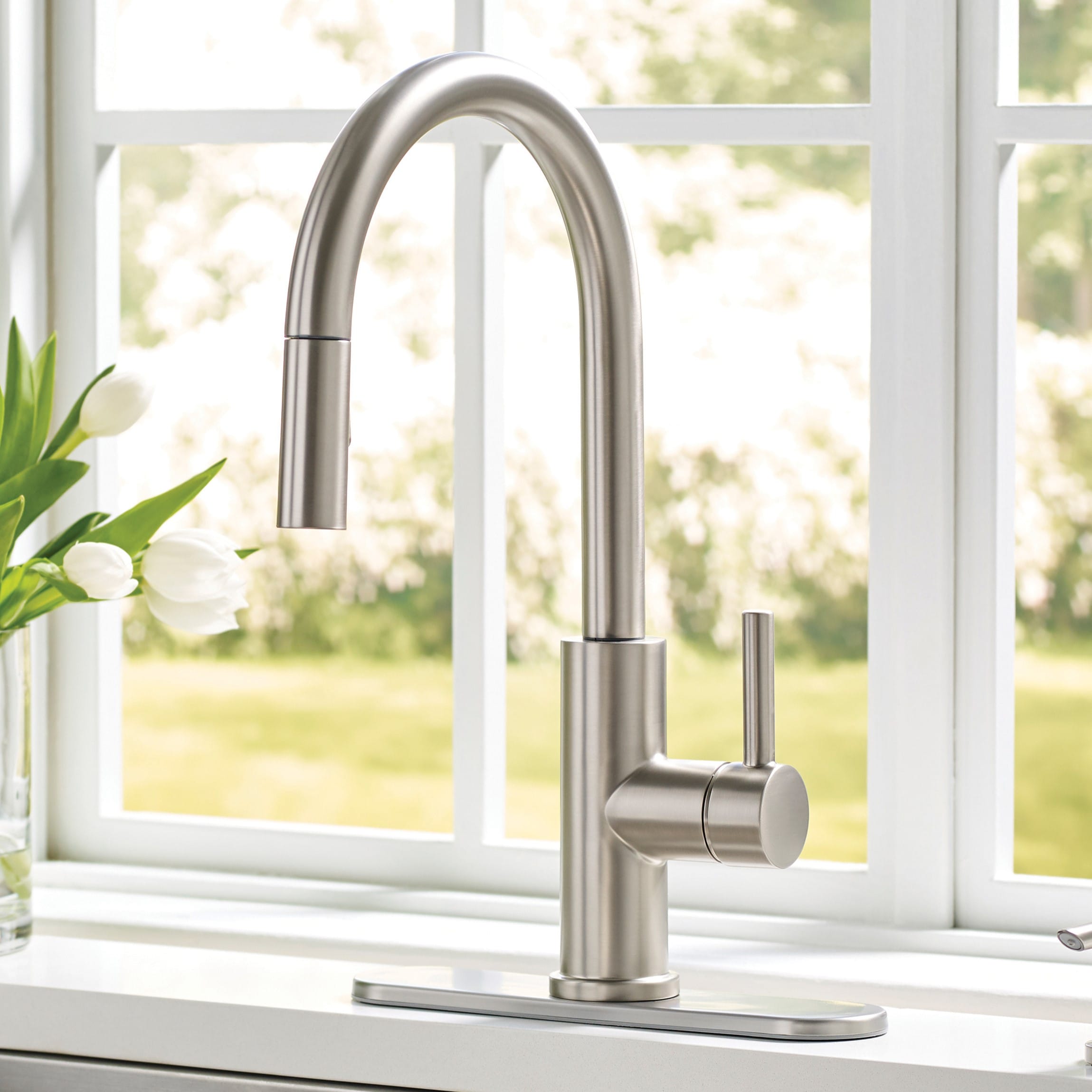 allen + roth Harlow Spot Free Stainless Steel Single Handle Deck-mount Pull-down Kitchen Faucet with Sprayer ( Deck Plate Included ) (Soap Dispenser Included)