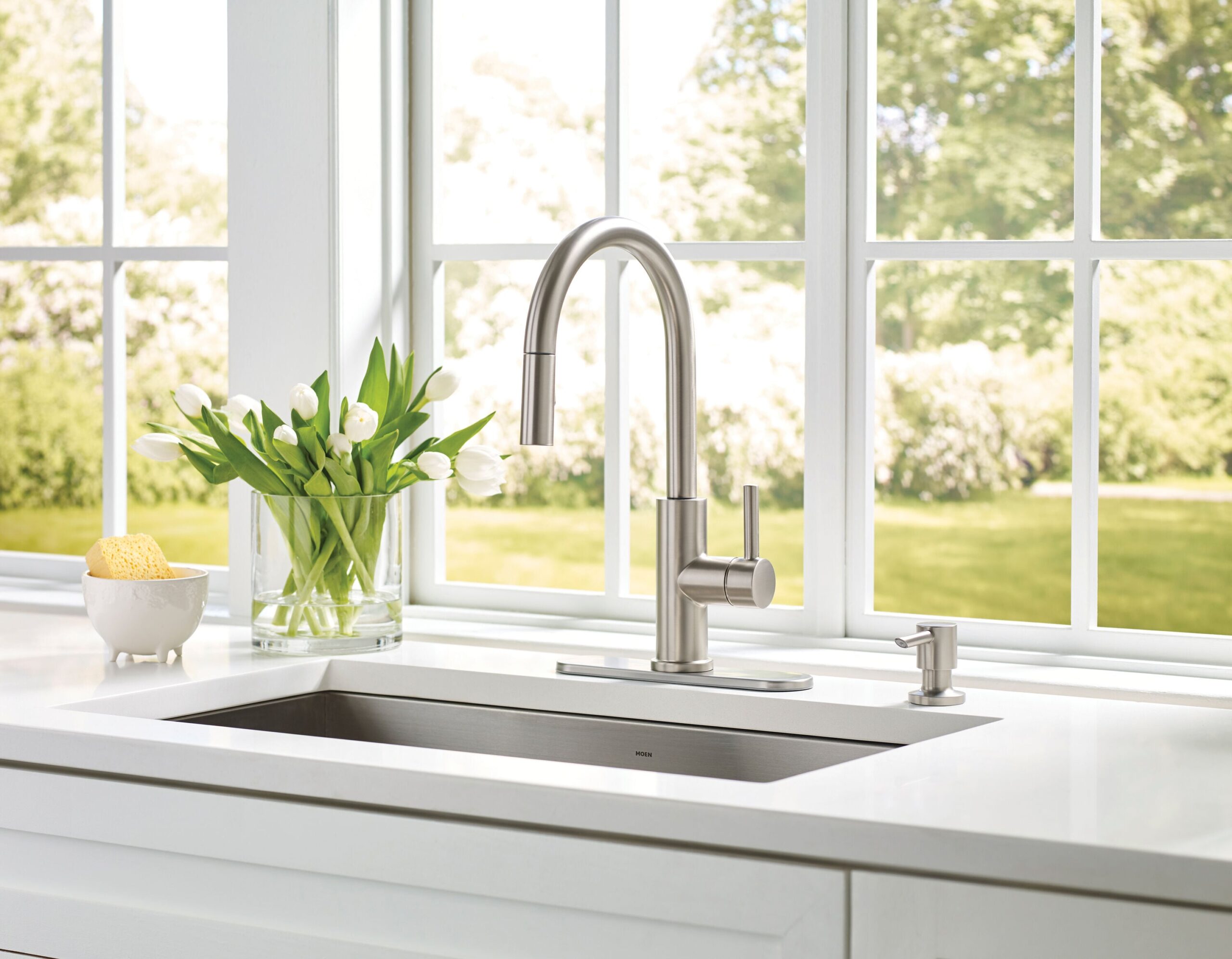 allen + roth Harlow Spot Free Stainless Steel Single Handle Deck-mount Pull-down Kitchen Faucet with Sprayer ( Deck Plate Included ) (Soap Dispenser Included)