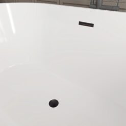 Vanity Art 29.5-in x 59-in White/Oil Rubbed Bronze Acrylic Oval Freestanding Soaking bathtub ( Center Drain )