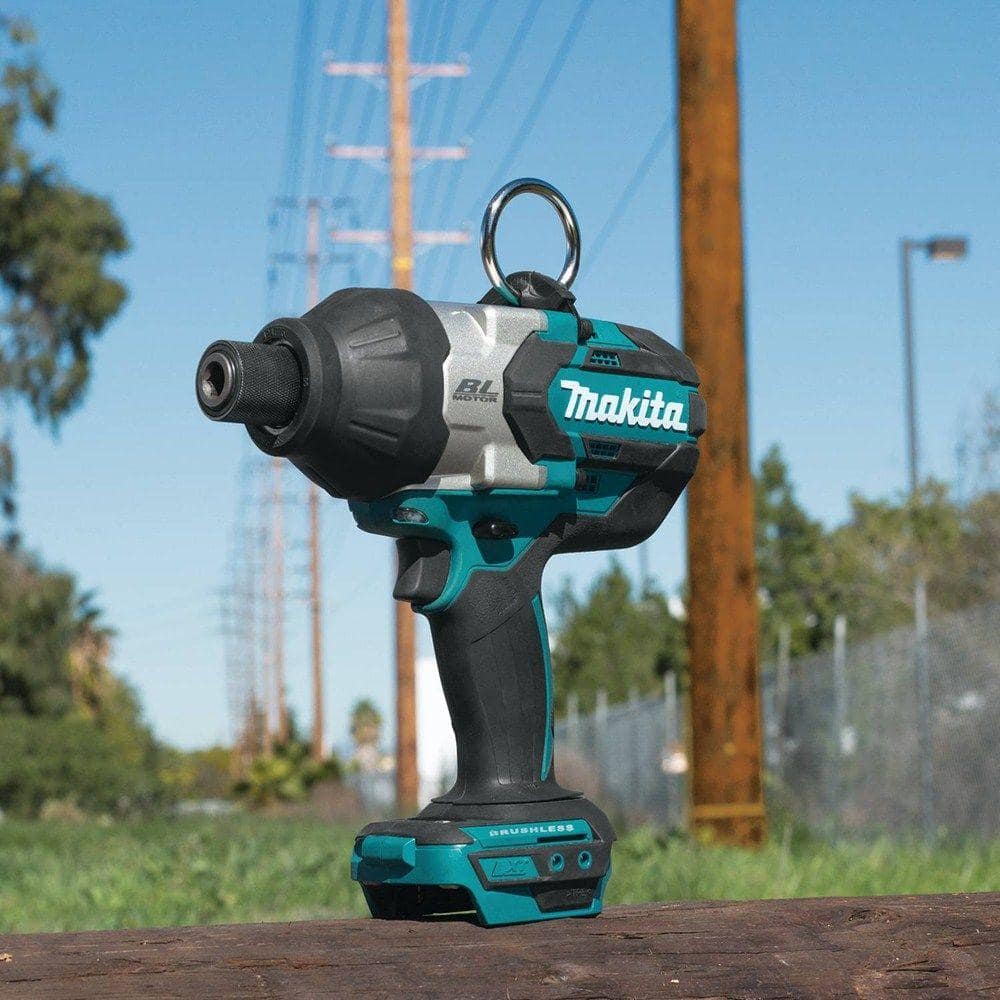 Makita 18V LXT Lithium-Ion Brushless Cordless High Torque 7/16 in. Hex Impact Wrench (Tool-Only) XWT09Z
