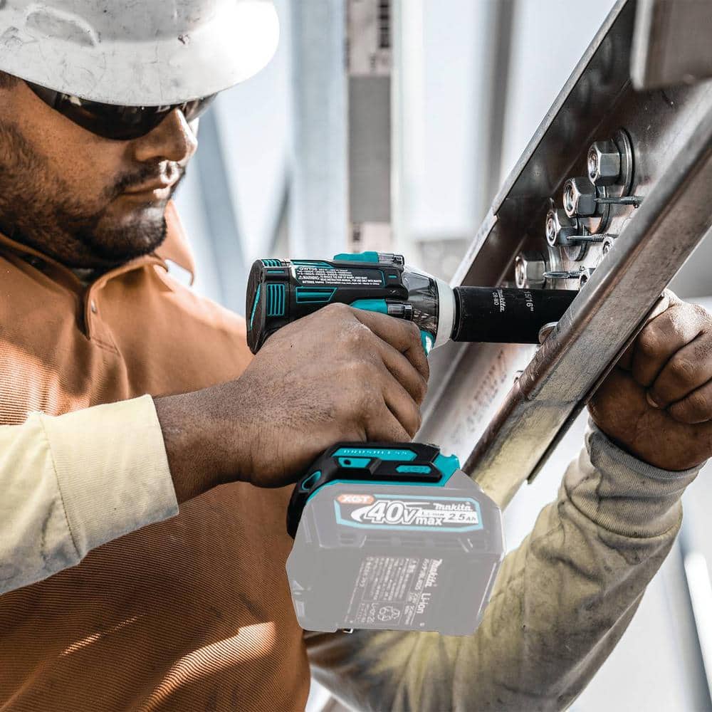Makita 40V Max XGT Brushless Cordless 4-Speed 1/2 in. Impact Wrench with Detent Anvil (Tool Only) GWT05Z