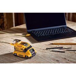 DEWALT 20V MAX Charger and USBC Adaptor Kit DCB094K