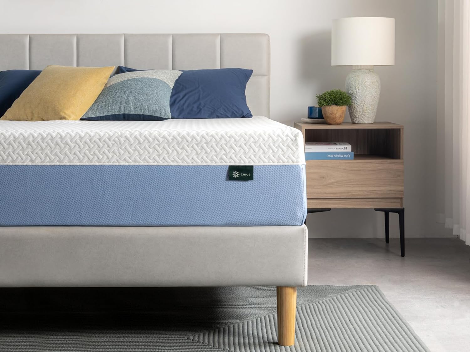 ZINUS 12 Inch Cooling Essential Memory Foam Mattress, Queen, Fiberglass Free, Medium Feel, Cooling Airflow Memory Foam