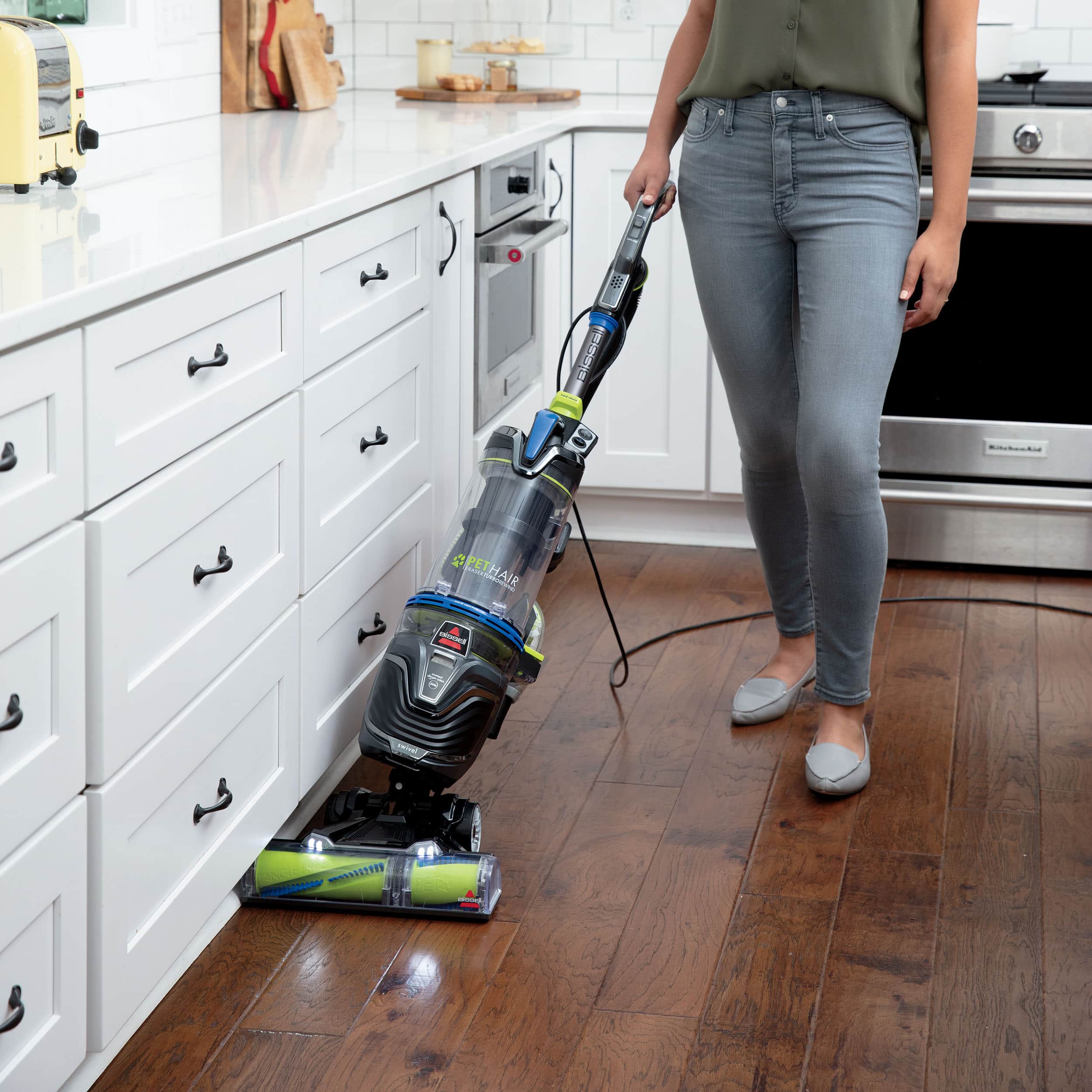 BISSELL - Pet Hair Eraser Turbo Rewind Upright Vacuum - Cobalt Blue and Electric Green