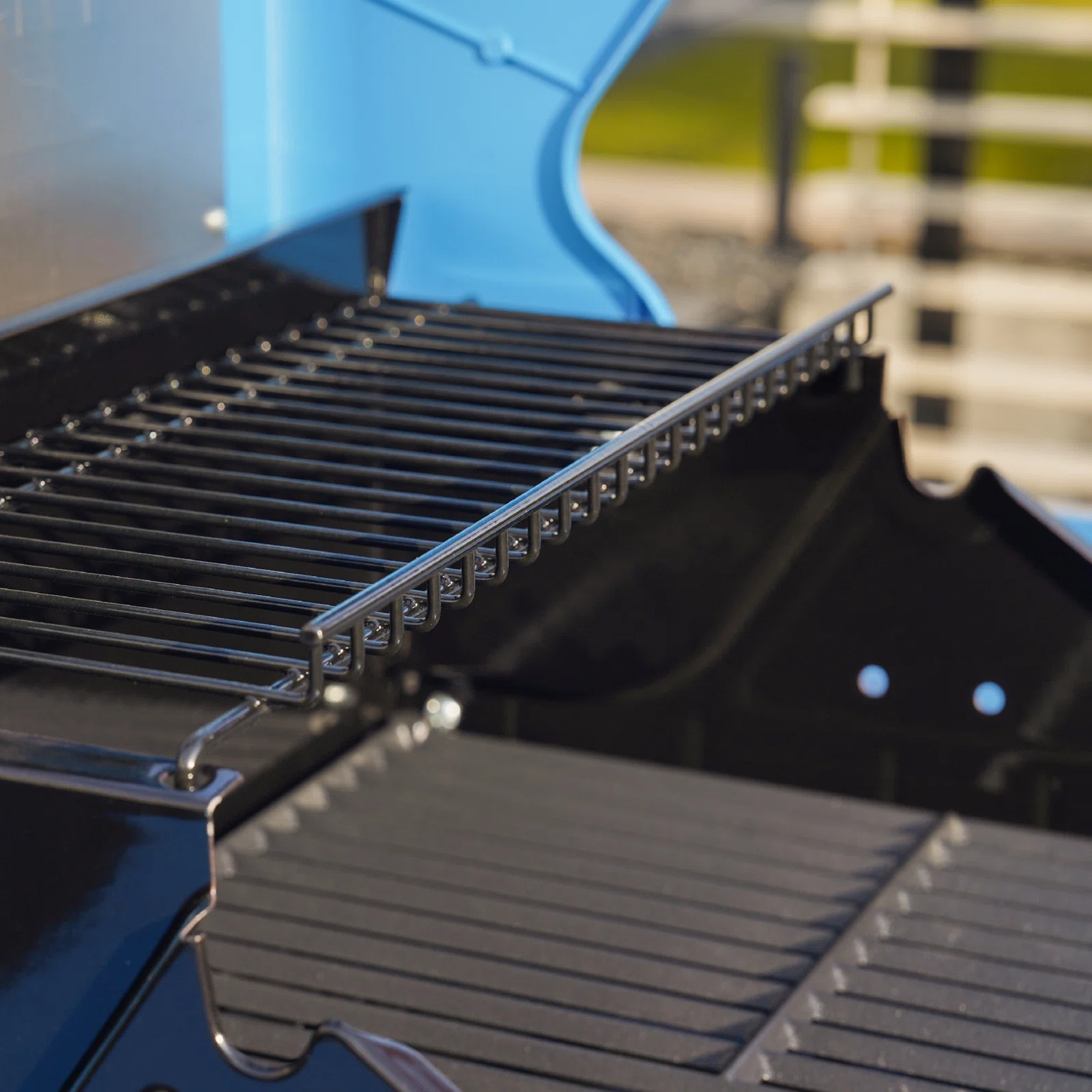 Monument Grills Mesa Series 2-Burner Free Standing Stailless Liquid Propane 24000 BTU Gas Grill with Cabinet, Blue