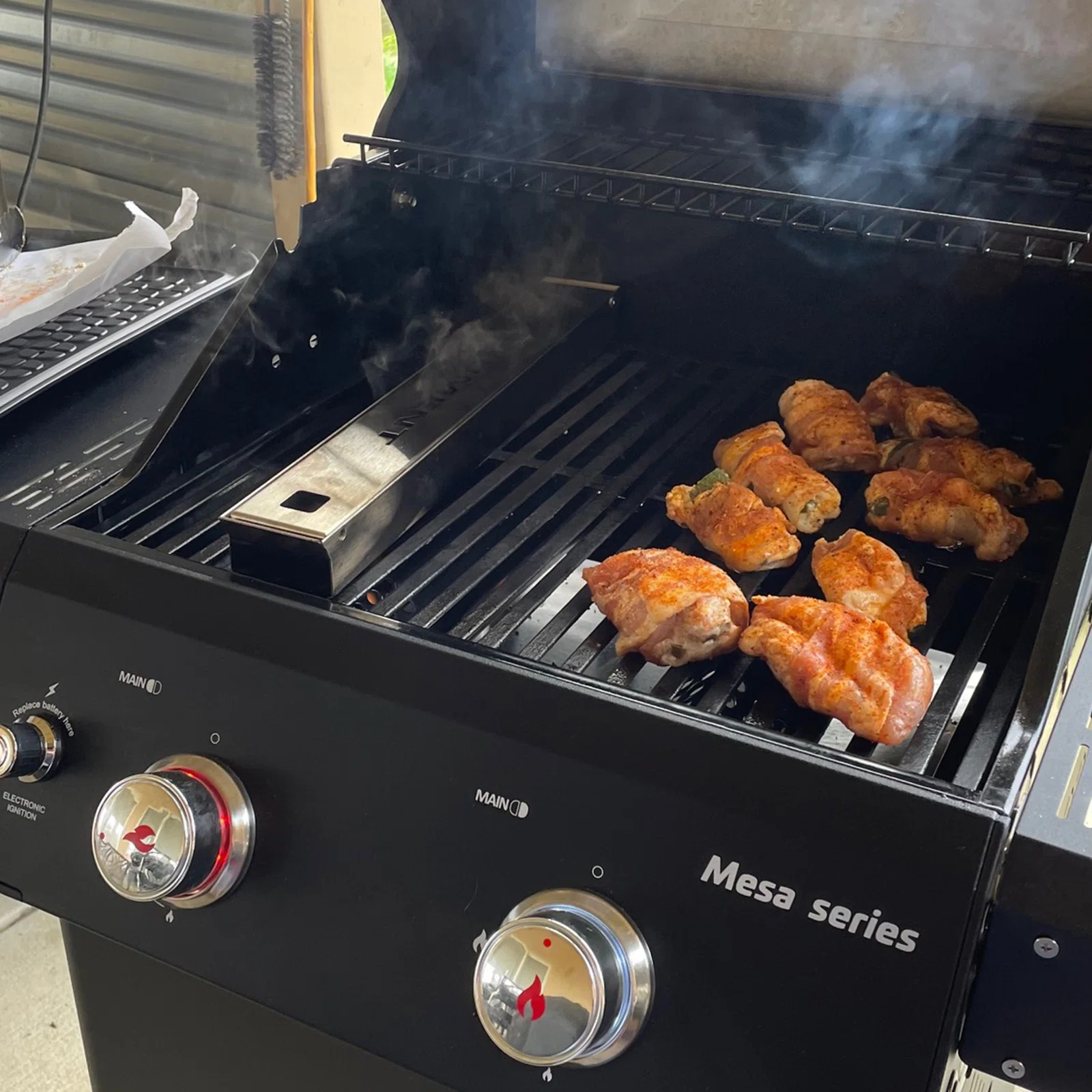 Monument Grills Mesa Series 2-Burner Free Standing Stailless Liquid Propane 24000 BTU Gas Grill with Cabinet, Black