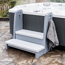 Hot Tub Collection Step2 25'' D Slip Resistant Hot Tub Step