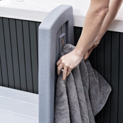 Hot Tub Collection Step2 25'' D Slip Resistant Hot Tub Step