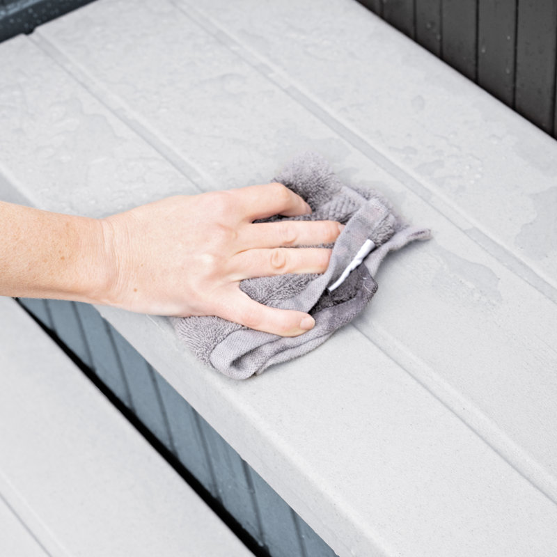 Hot Tub Collection Step2 25'' D Slip Resistant Hot Tub Step
