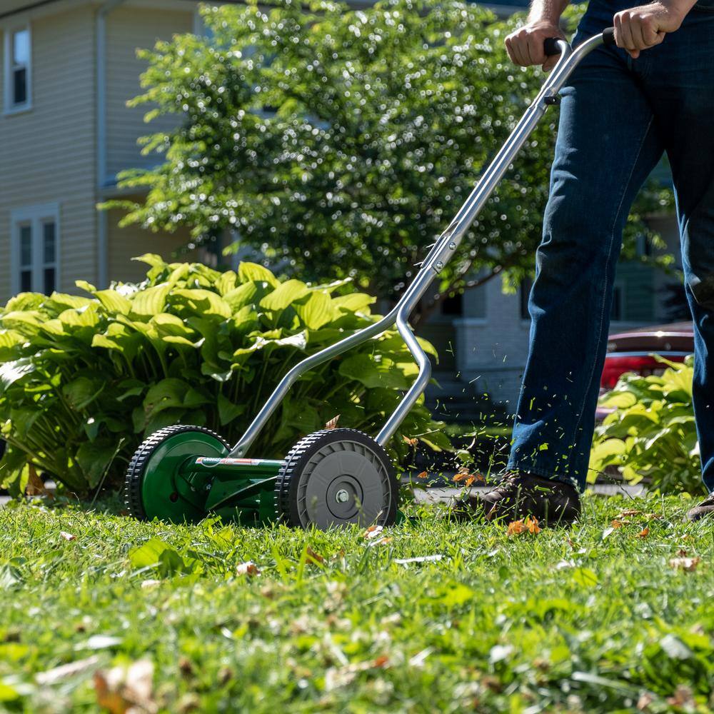 Scotts 14 in. 5-Blade Manual Walk Behind Push Reel Lawn Mower 304-14S