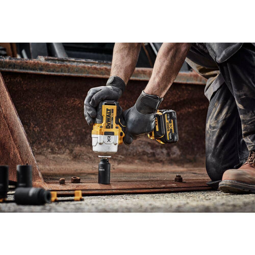 DEWALT 20V MAX Lithium-Ion Brushless Cordless 1/2 in. High Torque Impact Wrench Kit with Oil-Resistant 5Ah Battery and Charger DCF961GP1