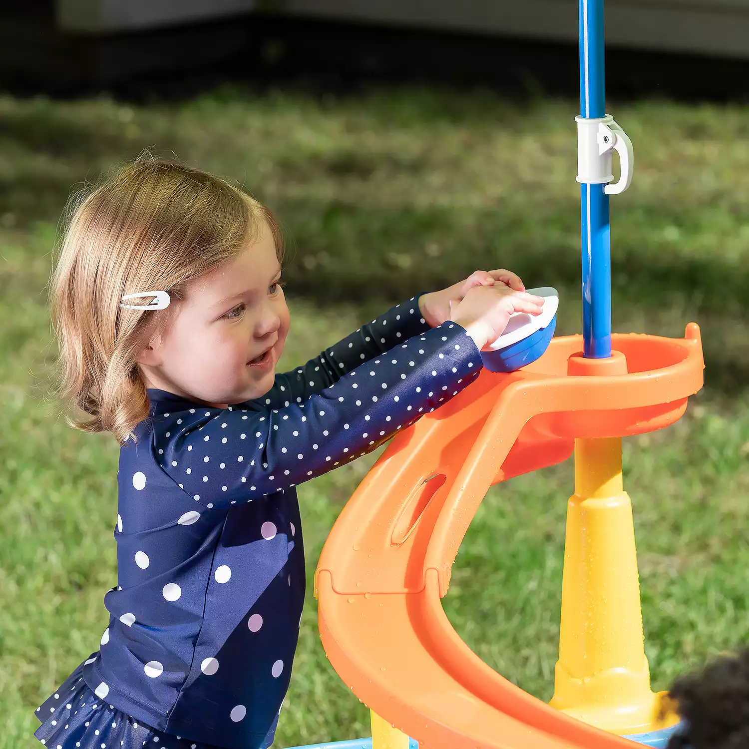 Step2 Waterpark Wonders 2-Tier Water Table - Image 8