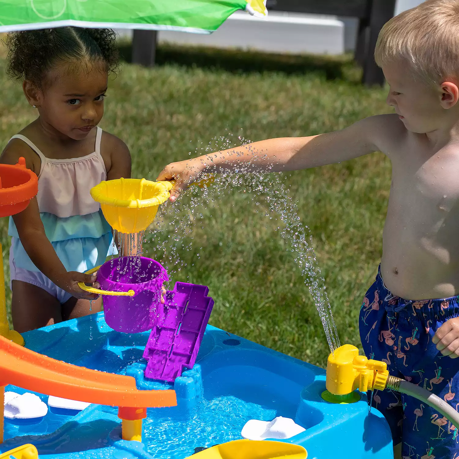 Step2 Waterpark Wonders 2-Tier Water Table - Image 9