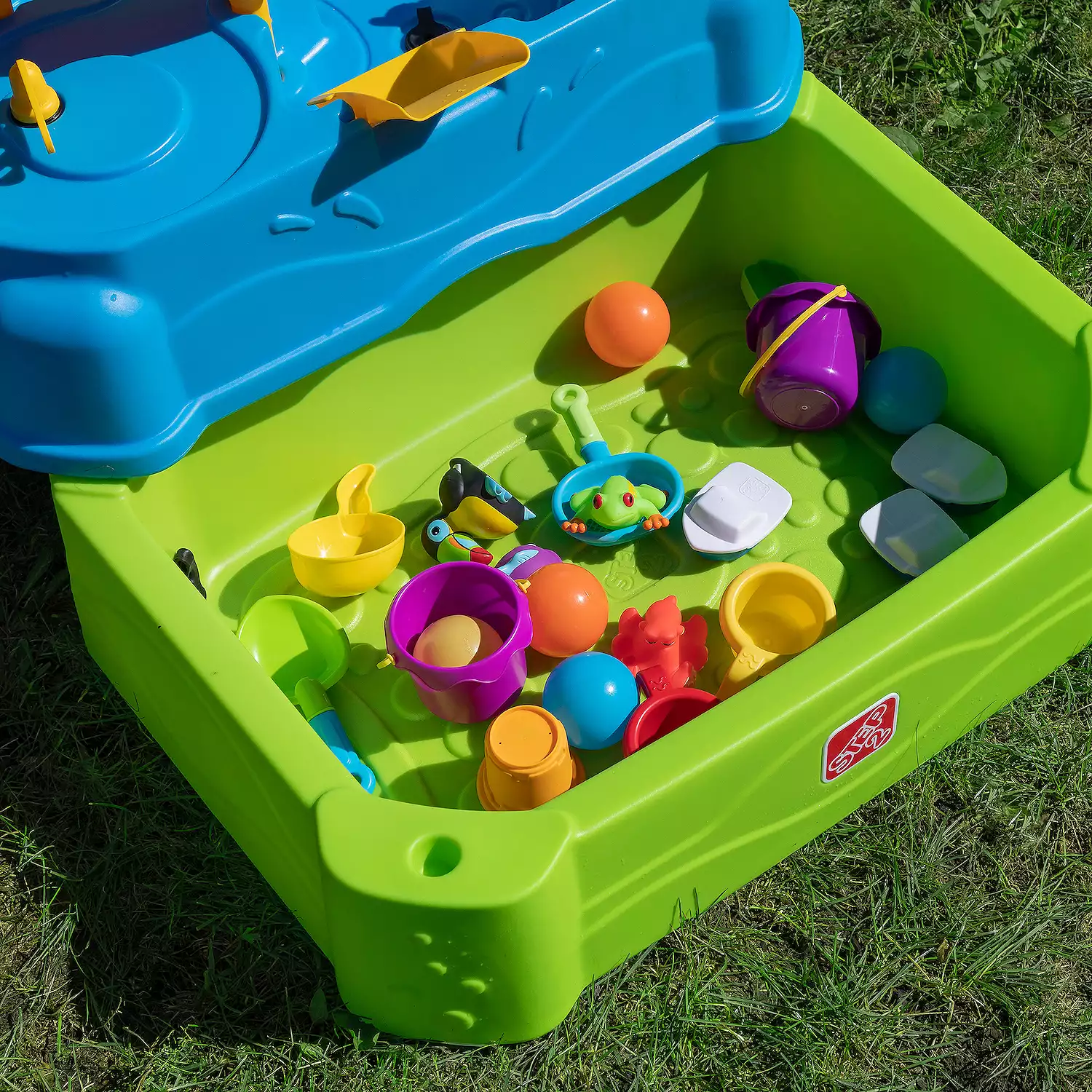 Step2 Waterpark Wonders 2-Tier Water Table - Image 12