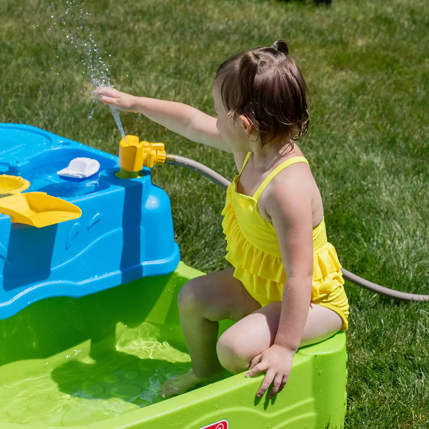Step2 Waterpark Wonders 2-Tier Water Table - Image 13