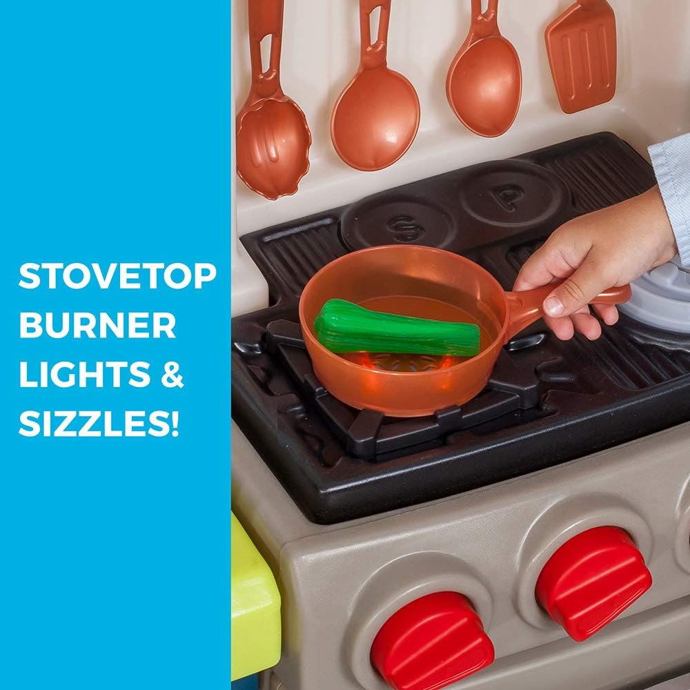 Step2 Elegant Edge Kids Kitchen Playset, Indoor/Outdoor Kitchenette, Interactive Play with Lights and Sounds, Made of Durable Plastic