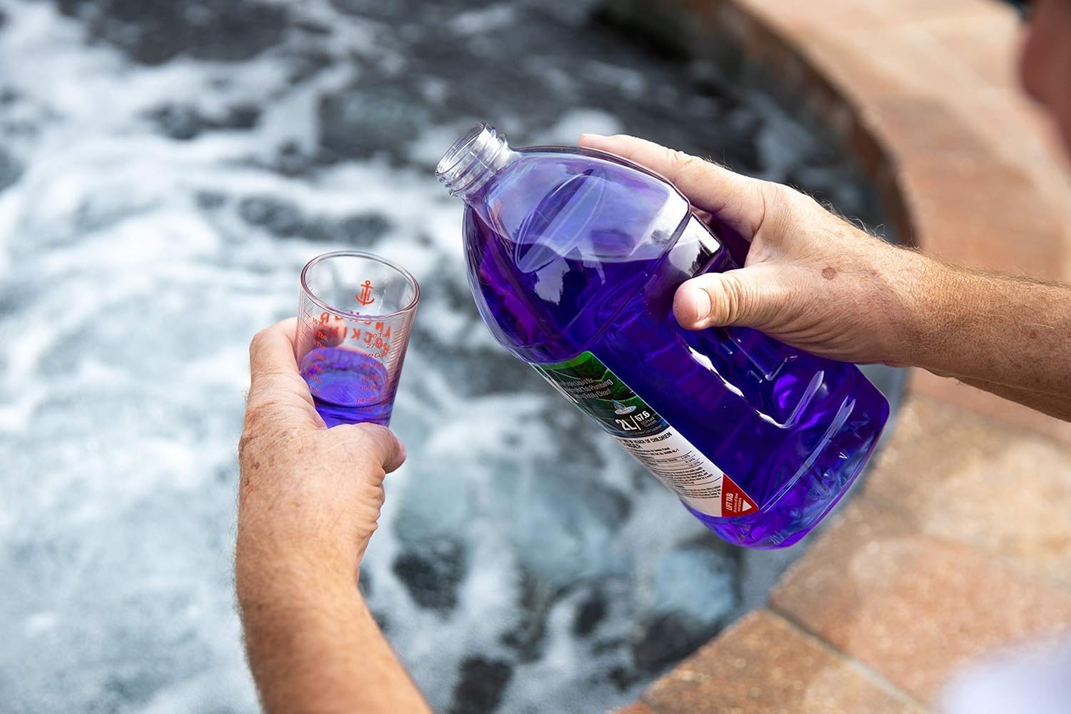 Hot Tub Serum A Weekly Maintenance Hot Tub Cleaner/Clarifier/Conditioner/Softener All-in-One 2 Liter (24 Weekly doses)