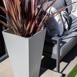 Veradek V-Resin Indoor/Outdoor Taper Planter, Set of 2 (30 inch, Grey)