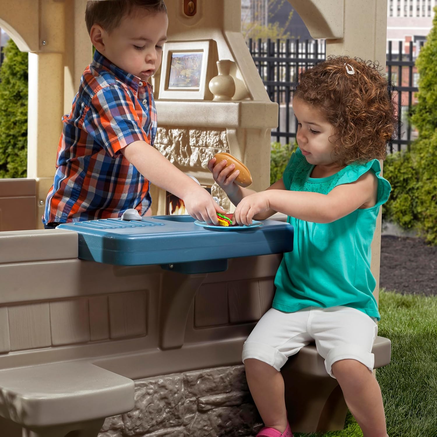 Step2 Charming Cottage Kids Playhouse, Indoor/Outdoor Playset, Interactive Play with Sounds, For Toddlers 2+ Years Old